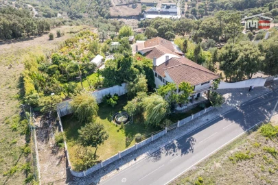 Moradia T5 para Venda em Atouguia