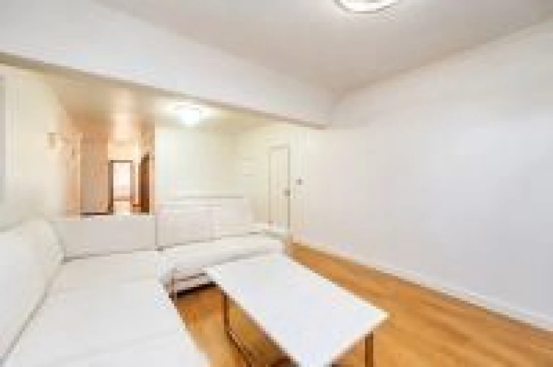 Apartamento T2 para Venda em Massamá e Monte Abraão Foto 8