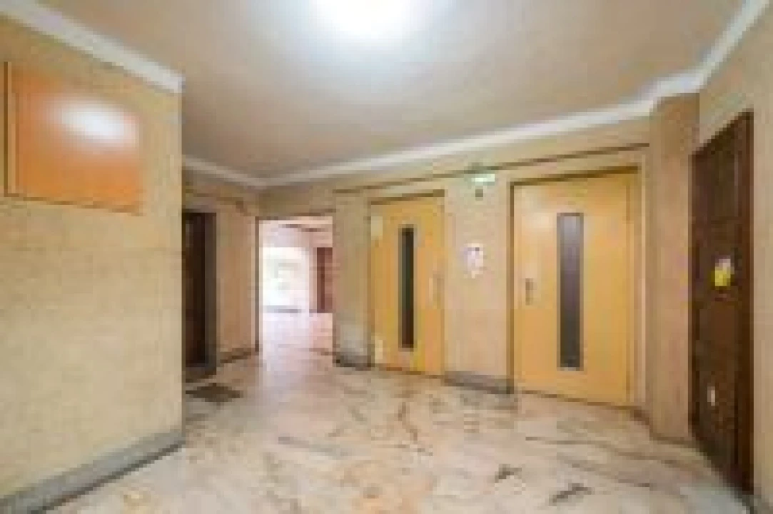 Apartamento T2 para Venda em Massamá e Monte Abraão Foto 16