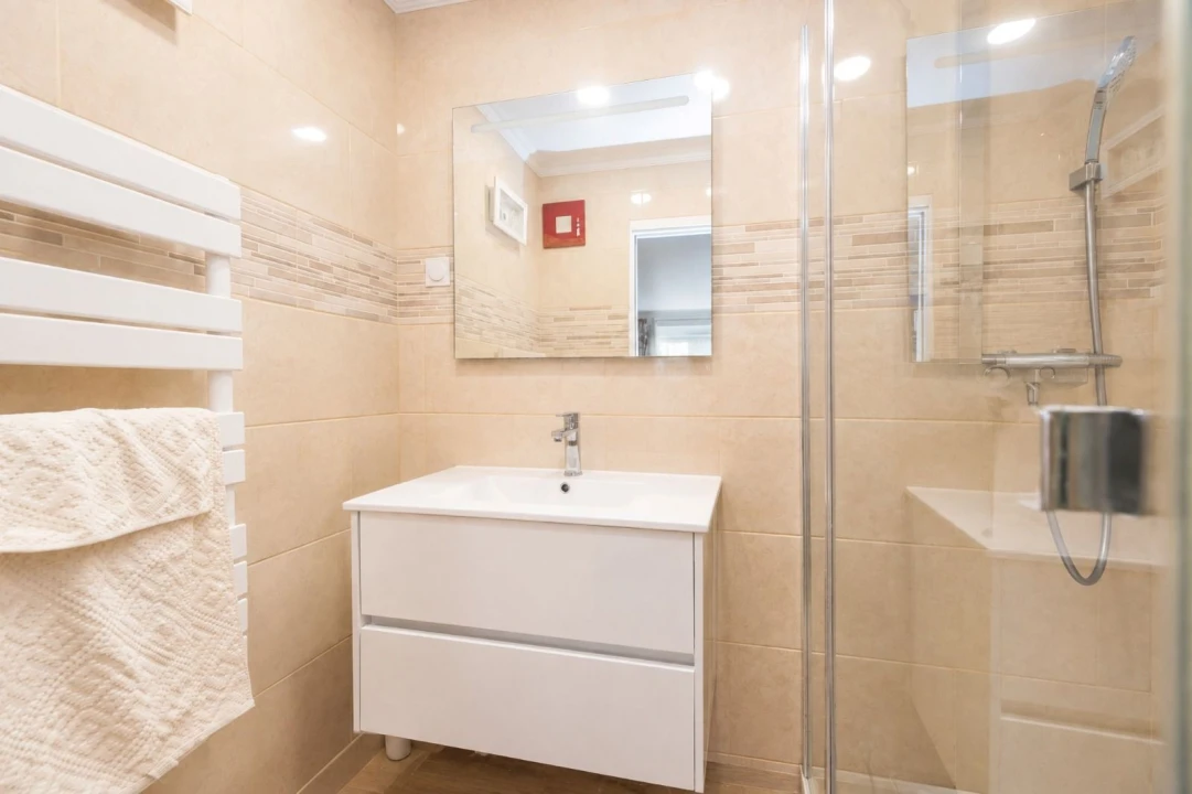 Apartamento T2 para Venda em Massamá e Monte Abraão Foto 13
