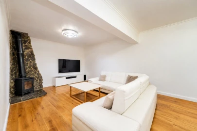 Apartamento T2 para Venda em Massamá e Monte Abraão