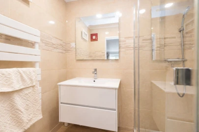 Apartamento T2 para Venda em Massamá e Monte Abraão