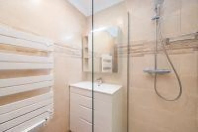 Apartamento T2 para Venda em Massamá e Monte Abraão Foto 18