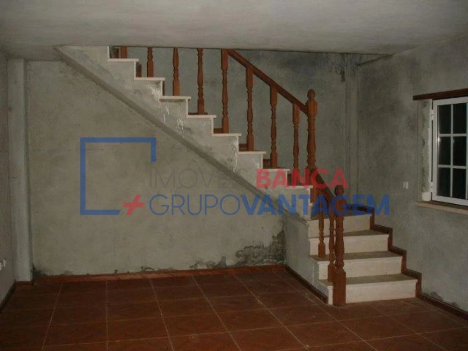 Moradia T3 para Venda em Cadima Foto 9
