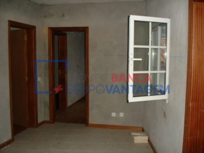 Moradia T3 para Venda em Cadima Foto 6