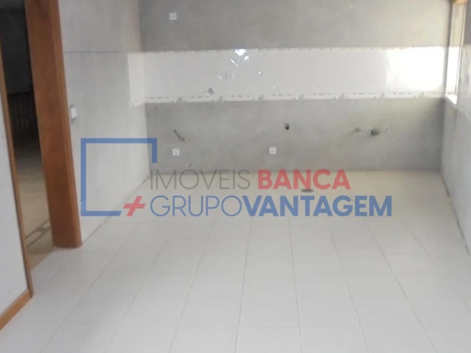 Moradia T3 para Venda em Cadima Foto 14