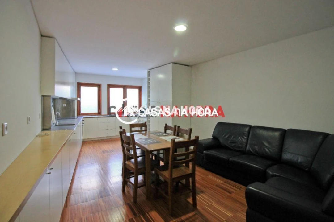 Apartamento T1 para Arrendamento em Cedofeita, Santo Ildefonso, Sé, Miragaia, São Nicolau e Vitória Foto 11