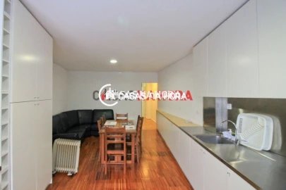 Apartamento T1 para Arrendamento em Cedofeita, Santo Ildefonso, Sé, Miragaia, São Nicolau e Vitória