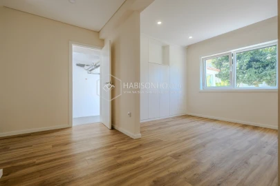 Moradia T5 para Venda em Baguim do Monte (Rio Tinto)