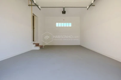 Moradia T5 para Venda em Baguim do Monte (Rio Tinto)