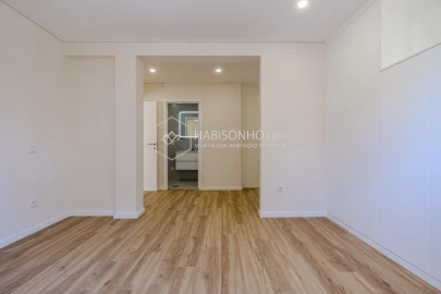 Moradia T5 para Venda em Baguim do Monte (Rio Tinto)