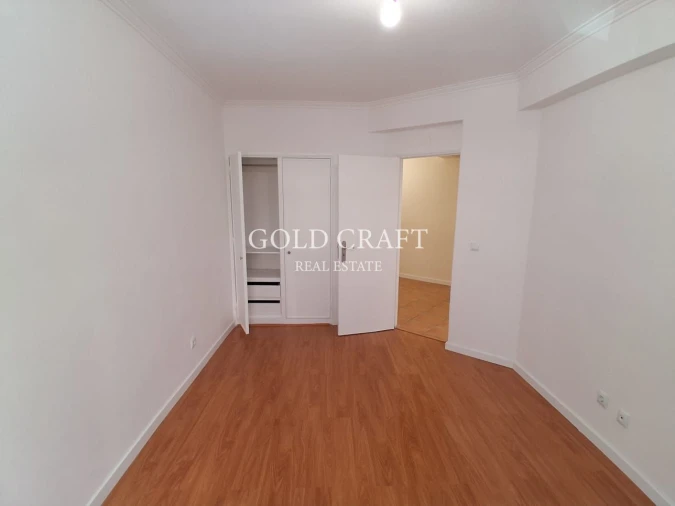 Apartamento T3 para Venda em Algueirão-Mem Martins Foto 12