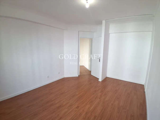 Apartamento T3 para Venda em Algueirão-Mem Martins Foto 8