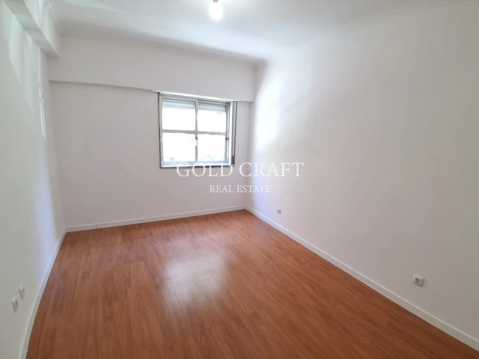 Apartamento T3 para Venda em Algueirão-Mem Martins Foto 11