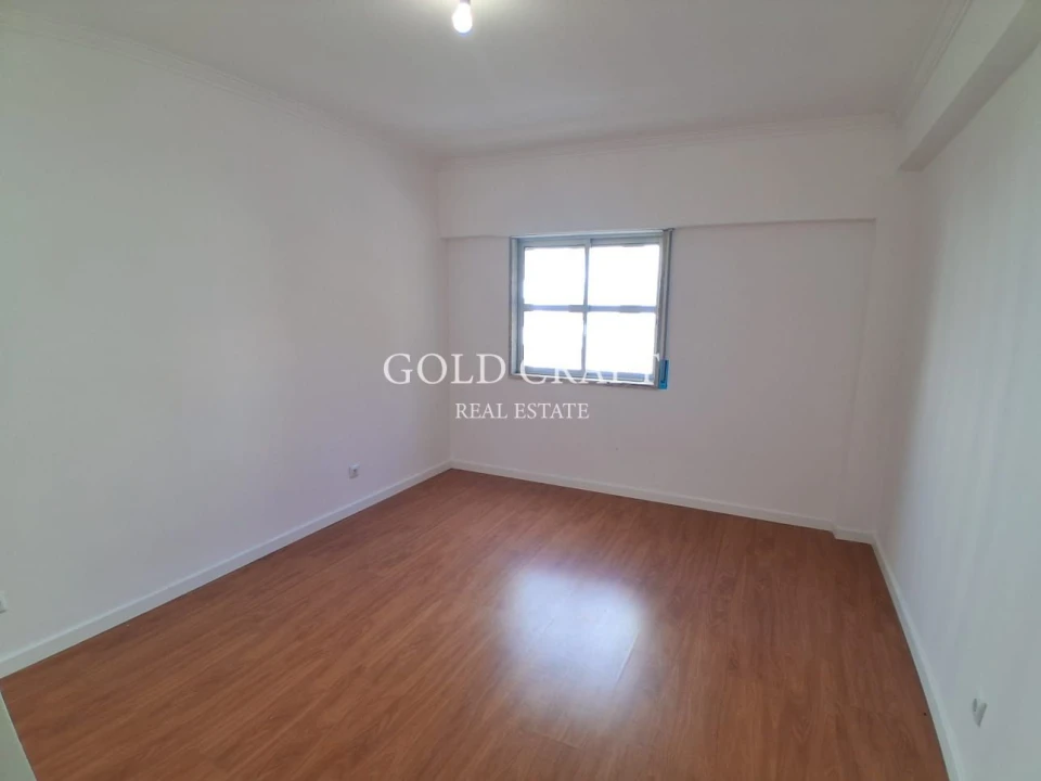 Apartamento T3 para Venda em Algueirão-Mem Martins Foto 7