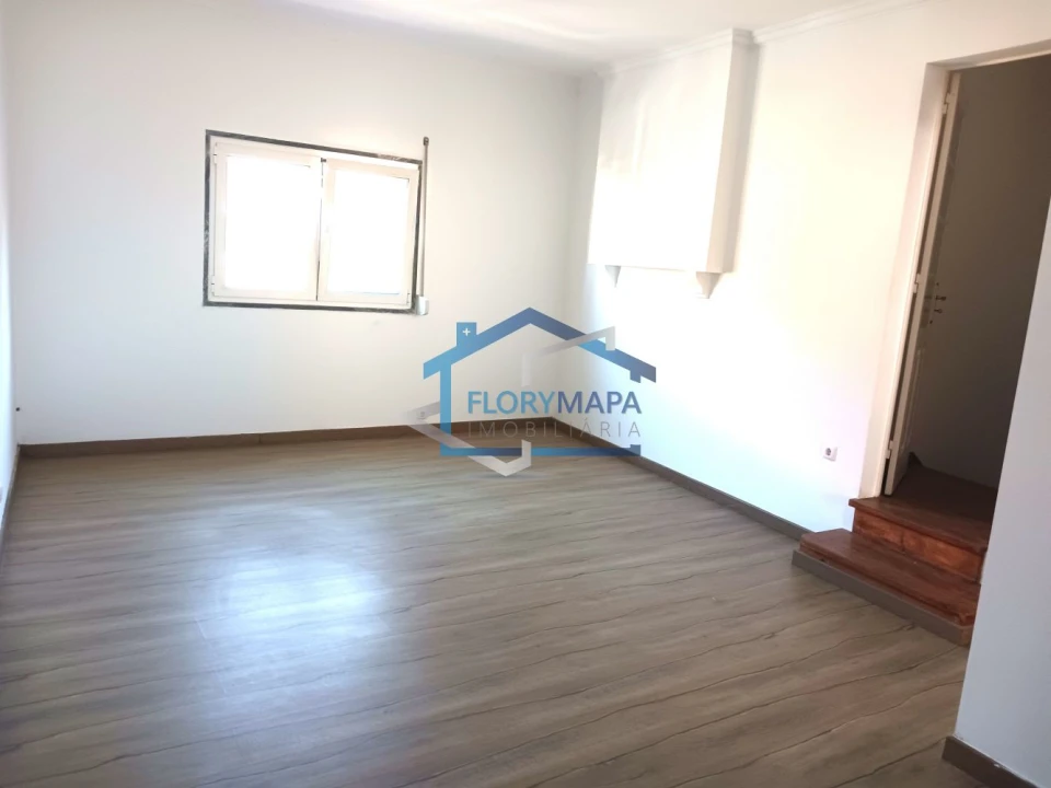Apartamento T4 para Venda em Alcabideche Foto 2