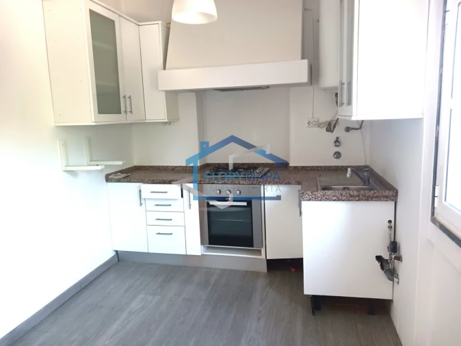 Apartamento T4 para Venda em Alcabideche Foto 14