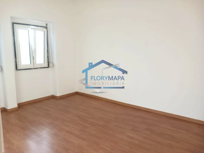 Apartamento T4 para Venda em Alcabideche Foto 7