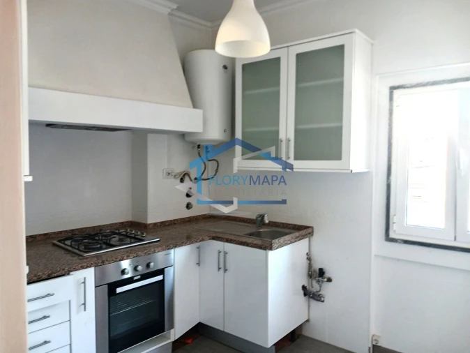 Apartamento T4 para Venda em Alcabideche Foto 15