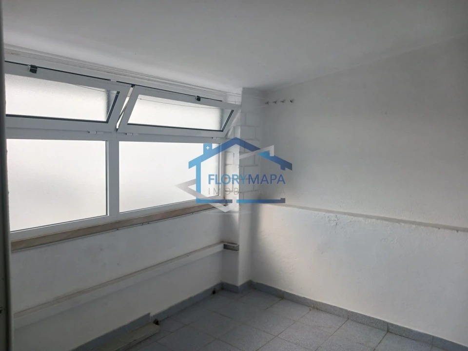 Apartamento T4 para Venda em Alcabideche Foto 26