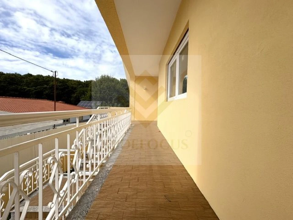 Moradia T3 para Venda em Santa Maria de Lamas Foto 12