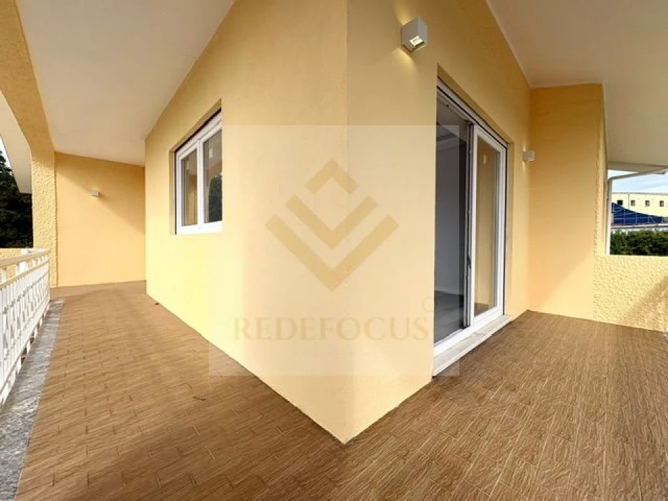 Moradia T3 para Venda em Santa Maria de Lamas Foto 10