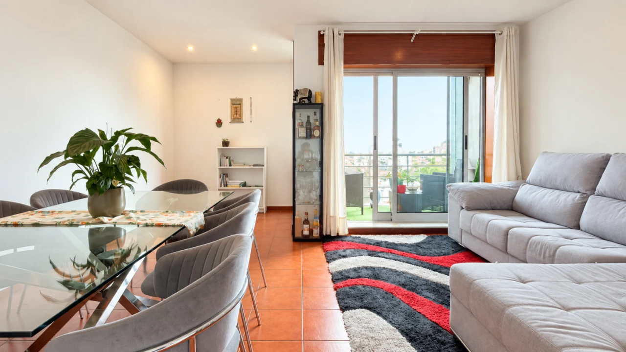 Apartamento T3 para Venda em Paredes Foto 2
