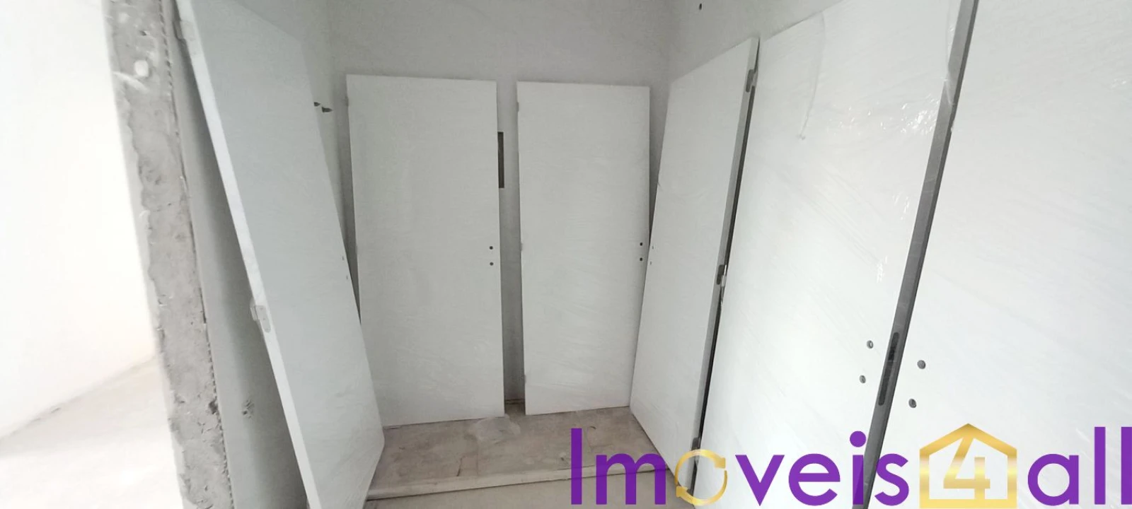 Moradia T3 para Venda em Igreja Nova e Cheleiros Foto 10