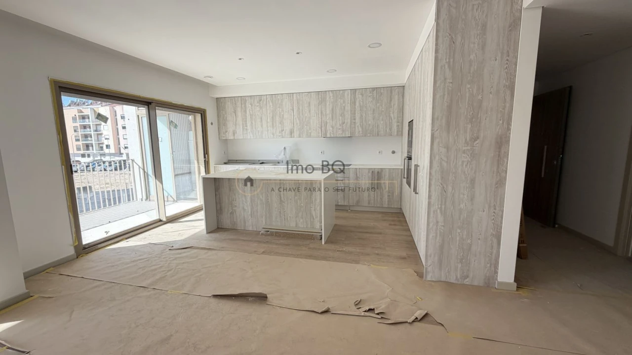 Apartamento T3 para Venda em Montijo e Afonsoeiro Foto 4
