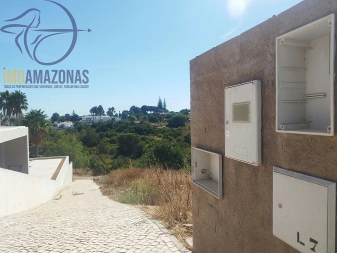 Terreno para Venda em Armação de Pera Foto 7