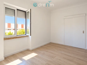 Apartamento T2 para Venda em São Vicente