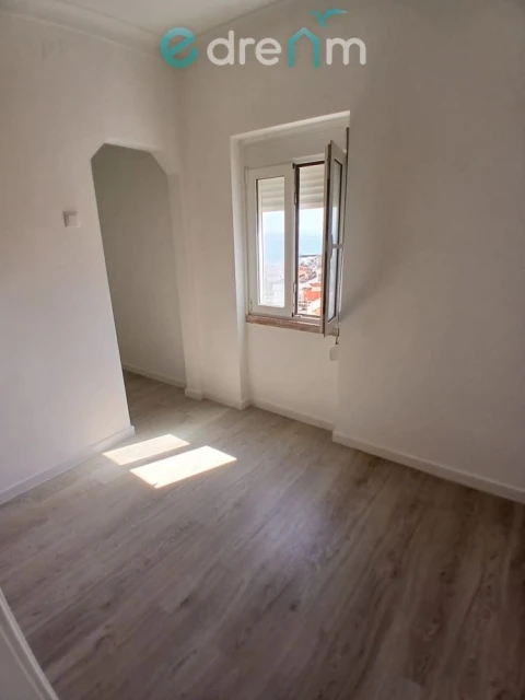 Apartamento T2 para Venda em São Vicente