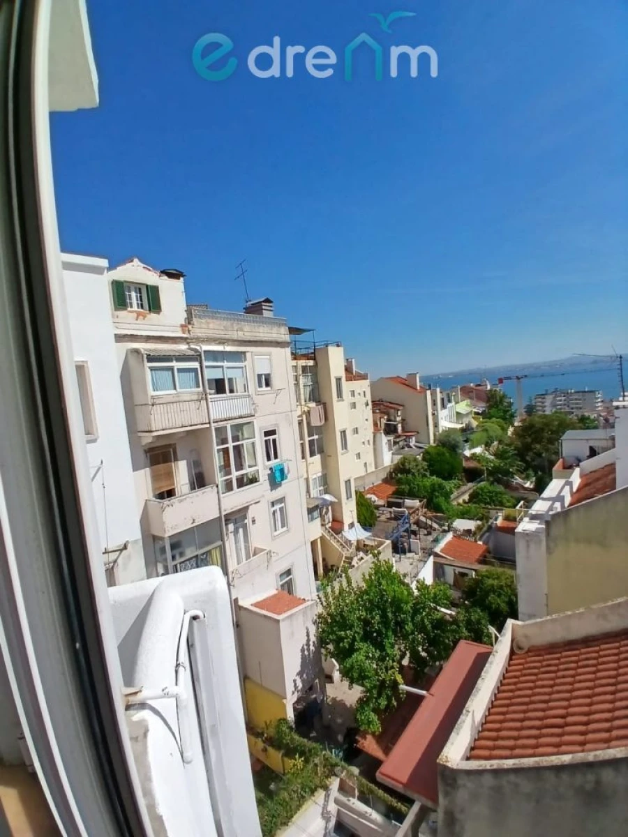 Apartamento T2 para Venda em São Vicente Foto 29