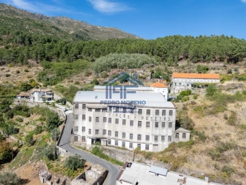 Loja para Venda em Covilhã e Canhoso