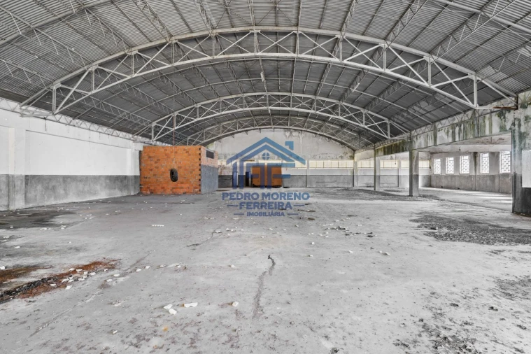 Loja para Venda em Covilhã e Canhoso Foto 20
