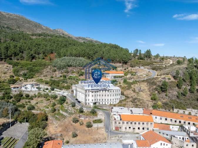 Loja para Venda em Covilhã e Canhoso Foto 12