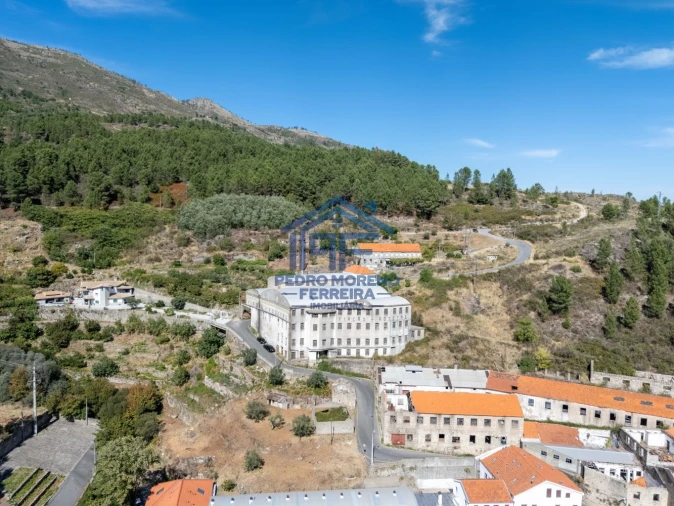 Loja para Venda em Covilhã e Canhoso Foto 11