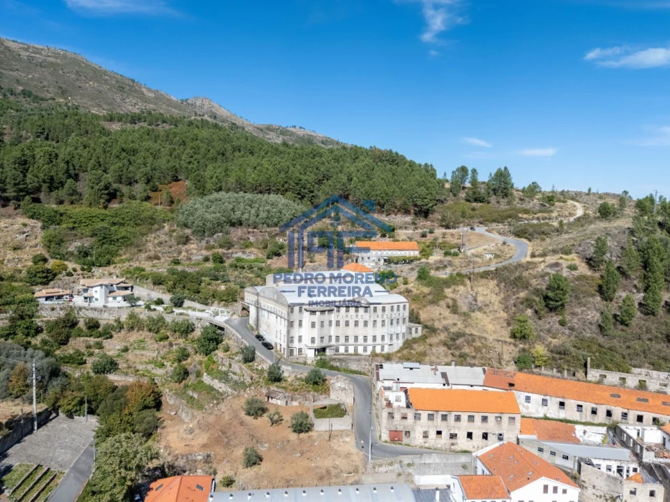 Loja para Venda em Covilhã e Canhoso Foto 11