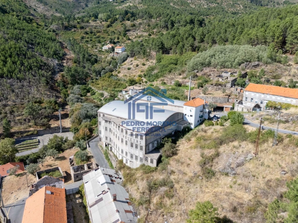 Loja para Venda em Covilhã e Canhoso Foto 13