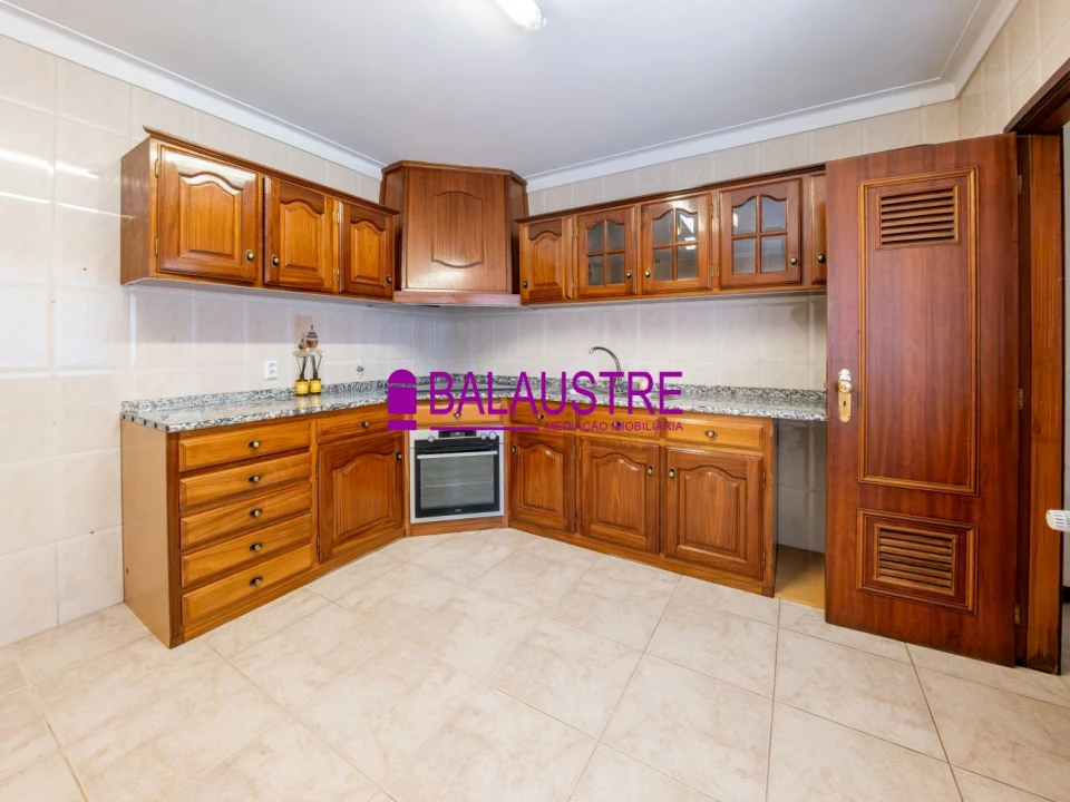 Moradia T4 para Venda em Braga (São José de São Lázaro e São João do Souto) Foto 24