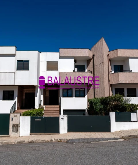 Moradia T4 para Venda em Braga (São José de São Lázaro e São João do Souto)