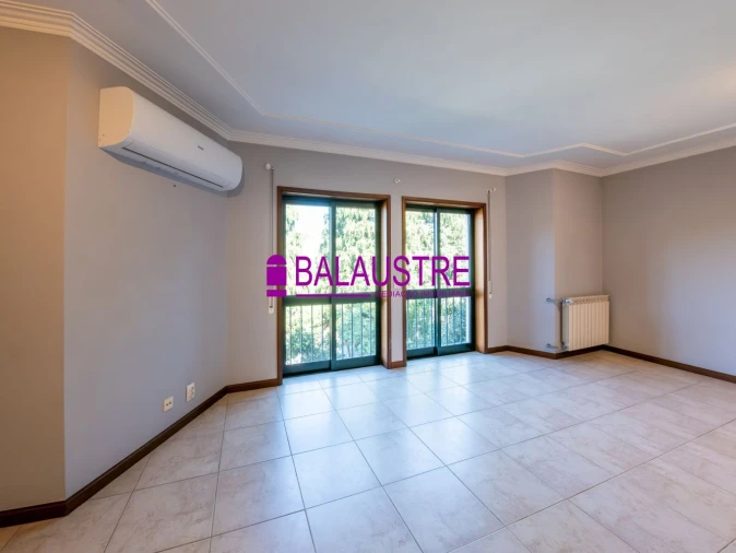 Moradia T4 para Venda em Braga (São José de São Lázaro e São João do Souto) Foto 6