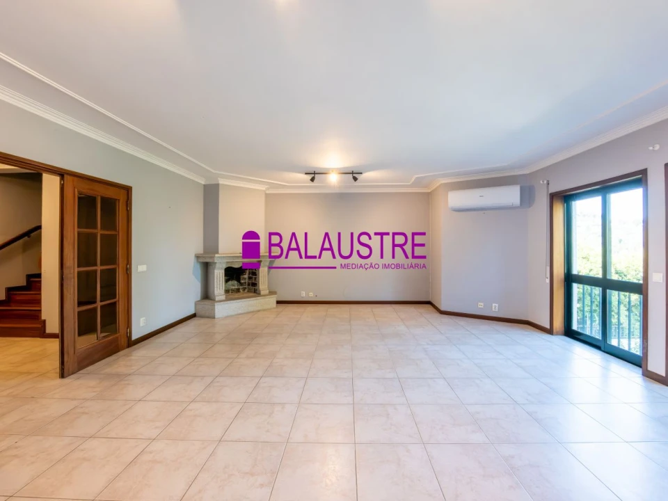 Moradia T4 para Venda em Braga (São José de São Lázaro e São João do Souto) Foto 4