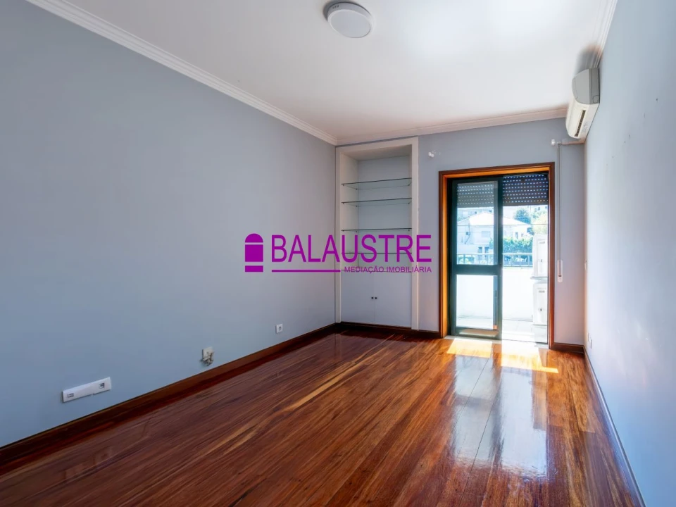 Moradia T4 para Venda em Braga (São José de São Lázaro e São João do Souto) Foto 18