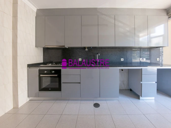 Apartamento T3 para Venda em São Vicente (Braga) Foto 3
