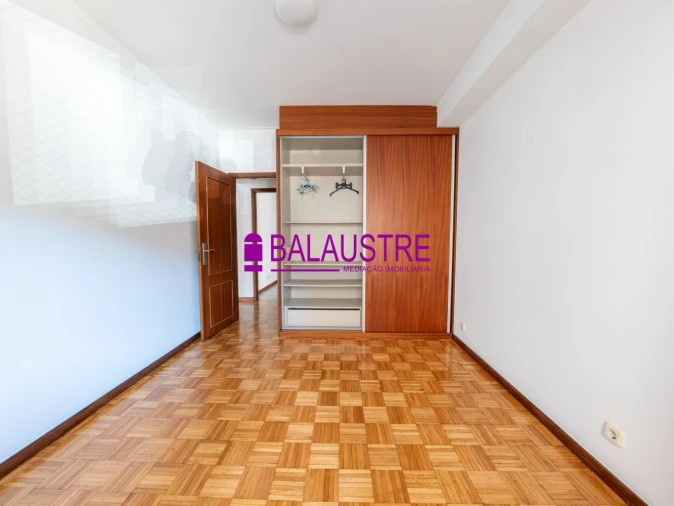 Apartamento T3 para Venda em São Vicente (Braga) Foto 8