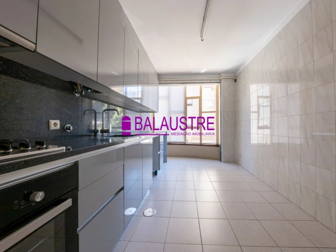 Apartamento T3 para Venda em São Vicente (Braga) Foto 2