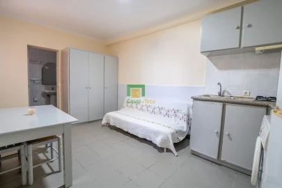 Apartamento T1 para Venda em Santo Antonio da Serra