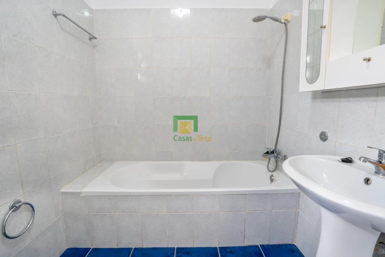 Apartamento T1 para Venda em Santo Antonio da Serra Foto 14