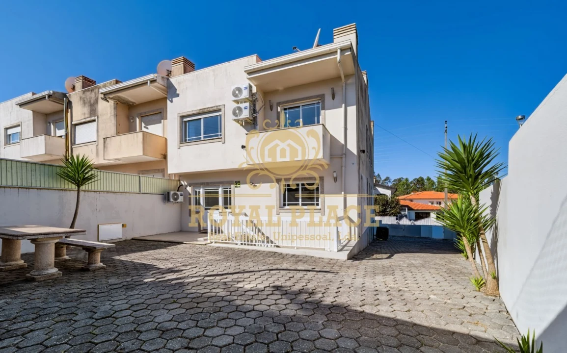 Moradia T3 para Venda em Rio Meão Foto 40